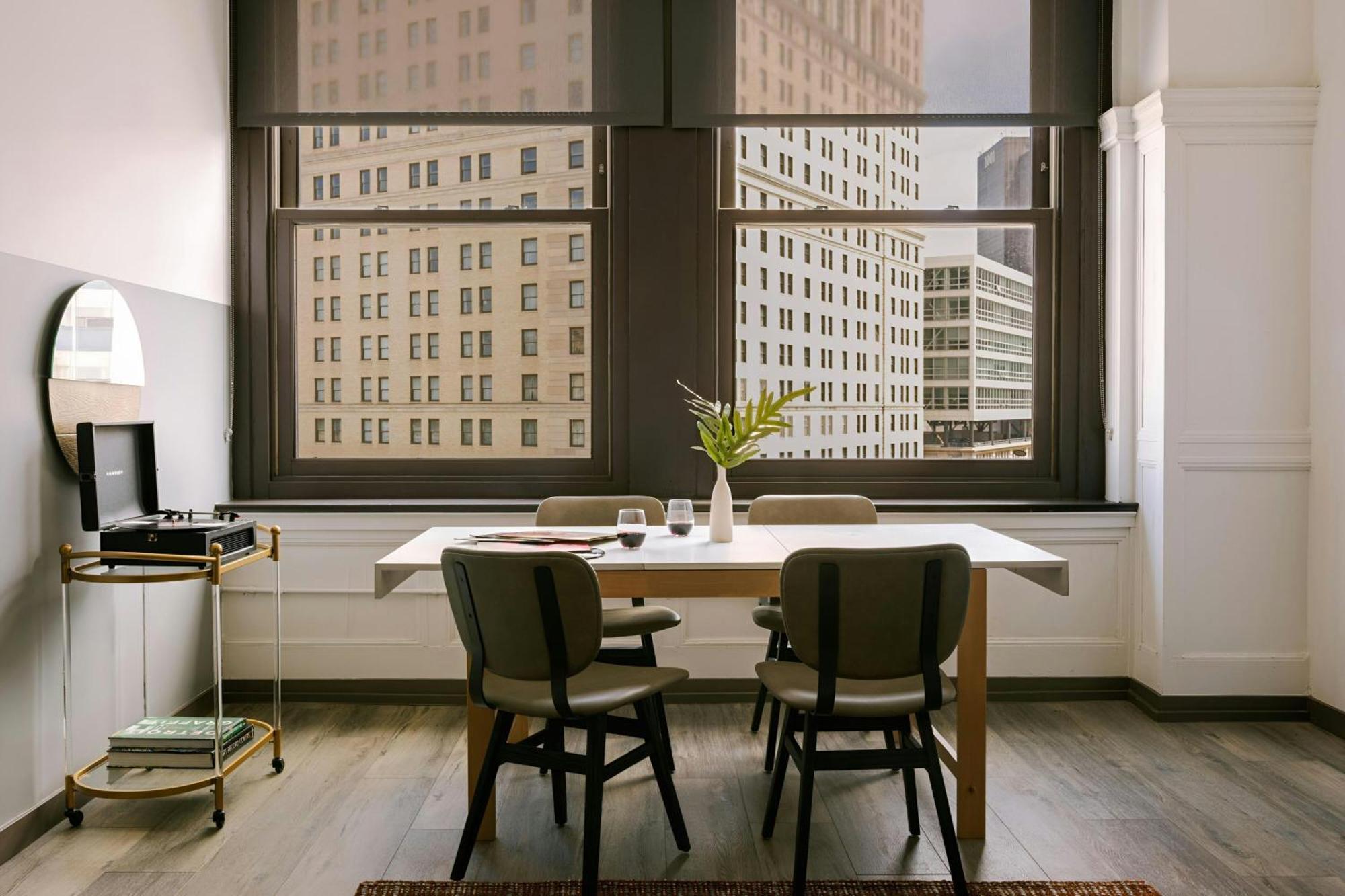 Aparthotel Sonder By Marriott Bonvoy Gabriel Richard Downtown *