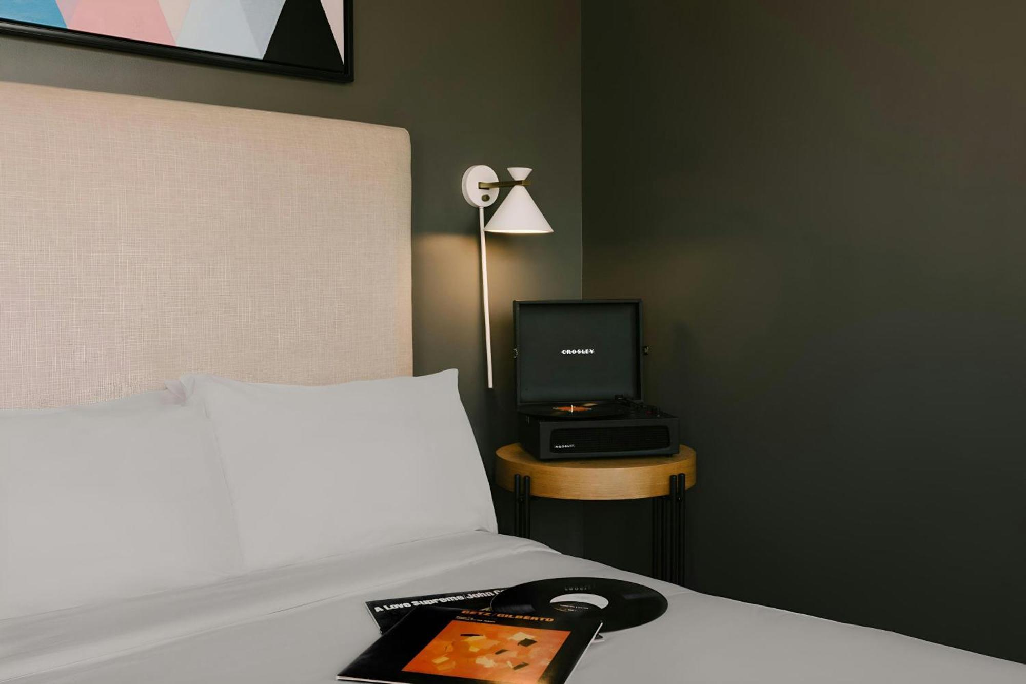 Sonder By Marriott Bonvoy Gabriel Richard Downtown Aparthotel Detroit