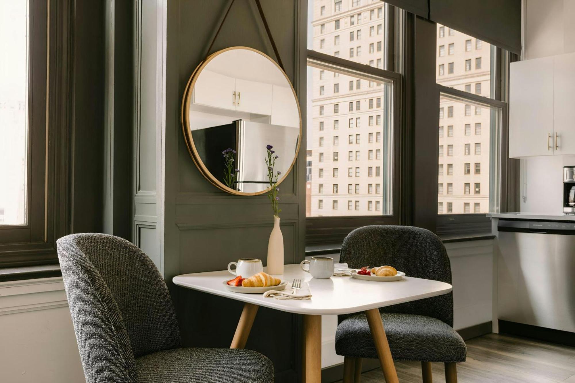 Sonder By Marriott Bonvoy Gabriel Richard Downtown Aparthotel Detroit