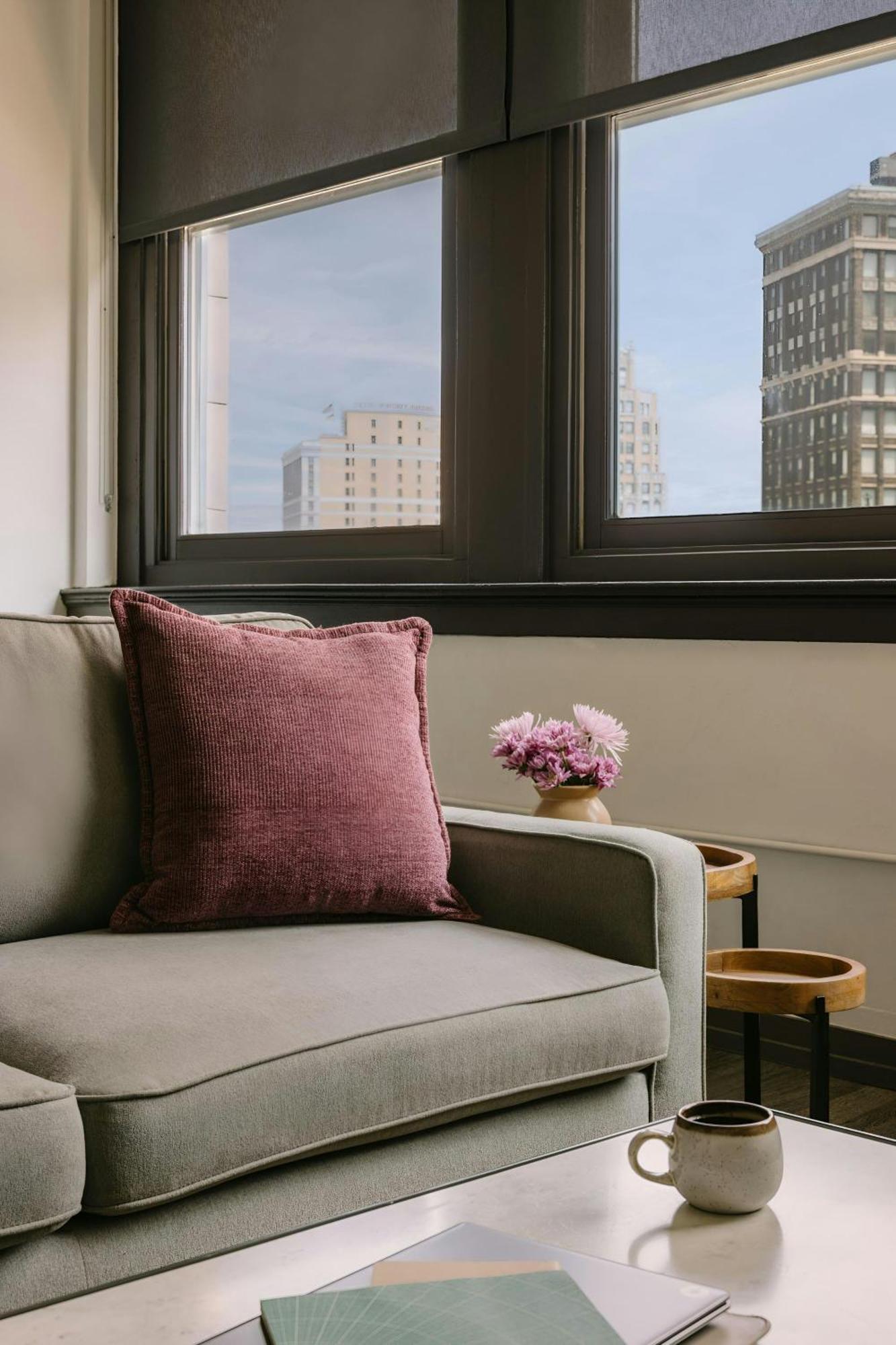 Sonder By Marriott Bonvoy Gabriel Richard Downtown Detroit